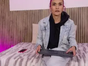 Chaturbate Live Sex of badangel_xxx