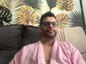Chaturbate Live Sex Cam of ricamenezes81823326