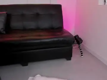 Chaturbate Live Sex Cam of miss___allison