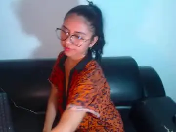 Chaturbate Live Sex of bellaluxxs