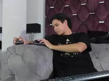 Chaturbate Sex Cam of tonybenedetti