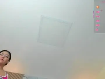 Chaturbate Best live sex cam show of magievans1