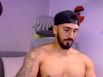 Chaturbate Watch Live Sex Cams of tony_muscle1
