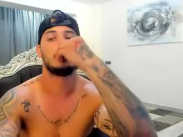 Chaturbate Sex Cam of jonnyporn1