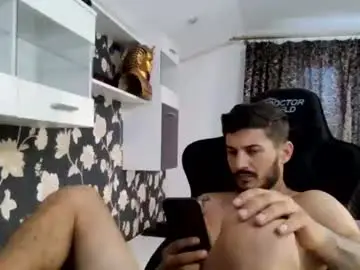 Chaturbate Nude Webcam of jonnyporn1
