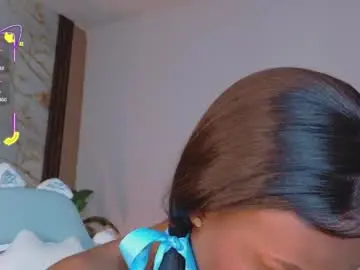Chaturbate Best live sex cam show of ahvi_ebony