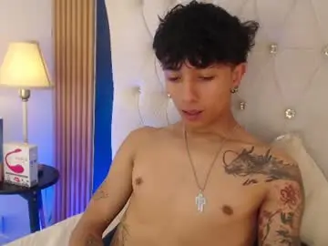 Chaturbate Private Sex Chat of aiden_rivers_