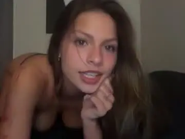Chaturbate Live Porn of ari_wren1