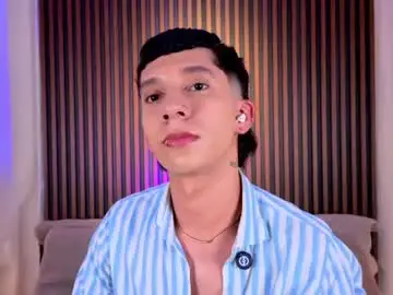 Chaturbate Watch Live Sex Cams of jacobo__parker21