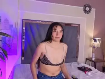 Chaturbate Adult Video Chat of serenabloom2