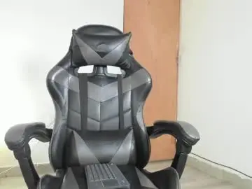 Chaturbate Live Porn of leo_jones389