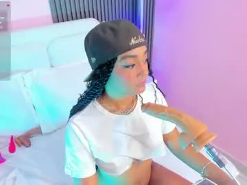 Chaturbate Free Live Porn of clawdeen__wolf