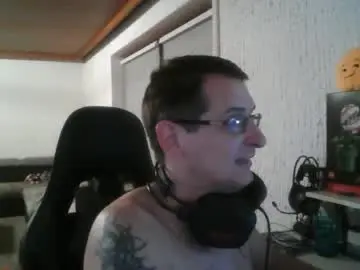 Chaturbate Live Sex of hotbeexxx81