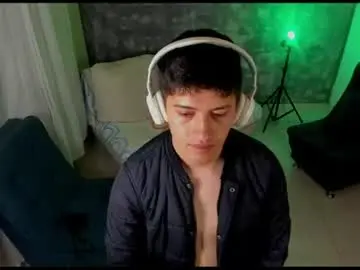 Chaturbate Live Porn of skyrid3r