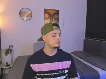Chaturbate Live Sex of kendel_dimitri
