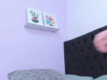 Chaturbate Free Porn Cam of andrew_restrepo