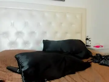Chaturbate Live Sex of rouse_sexy_hotxx77