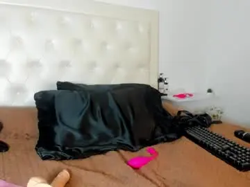 Chaturbate Sex Cam of rouse_sexy_hotxx77