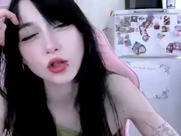 Chaturbate Live Sex Cam of holy420loly