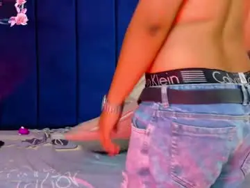 Chaturbate Live Sex Cam of logan_steel_cr