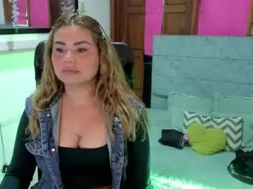 Chaturbate Watch Live Sex Cams of julieta_star69