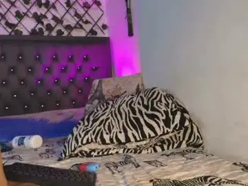 Chaturbate Best live sex cam show of maxi_and_evan