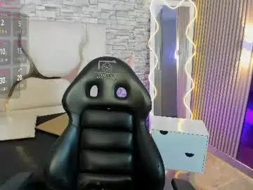 Chaturbate Watch Live Sex Cams of laulin_tay