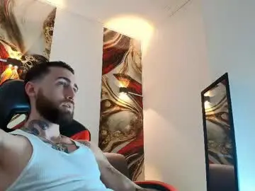 Chaturbate Live Sex of luke_davis01