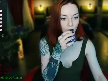 Chaturbate Live Sex Cam of max_phoenix