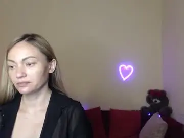 Chaturbate Free Porn Cam of mikkey_mouse8