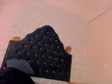 Chaturbate Live Sex Cam of madison_rosee01