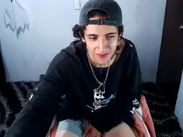 Chaturbate Live Sex Cam of noah_sokolov_