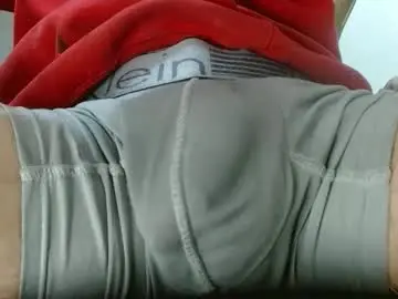 Chaturbate Live Sex Cam of sir_tall_dom