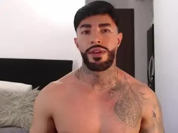 Chaturbate Best live sex cam show of maximus_golden