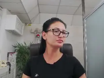Chaturbate Sex Chat of hellendesire