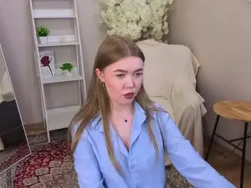 Chaturbate Live Sex Cam of _liilcrystal_