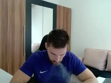 Chaturbate Sex Cam of darius_94
