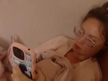 Chaturbate Live Sex Cam of flowercandydoll13