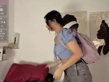 Chaturbate Live Porn of maddy99_