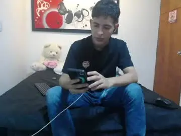 Chaturbate Adult Webcam of andrescoll25