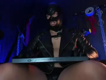 Chaturbate Live Sex Cam of master_connor