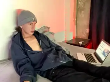 Chaturbate Free Live Porn of dan_yagami