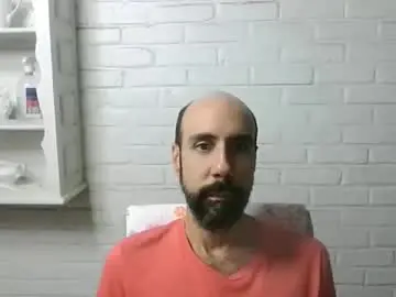 Chaturbate Live Sex of caibra87