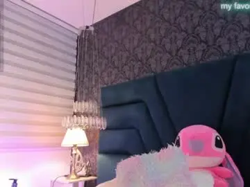 Chaturbate Watch Live Sex Cams of vivi_prinncess