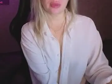 Chaturbate Watch Live Sex Cams of lisenok26