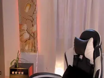 Chaturbate Best live sex cam show of chloemoreti