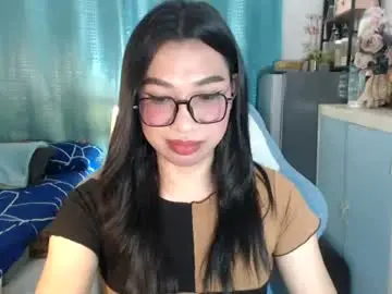 Chaturbate Adult Video Chat of urwetasianprincessxx