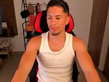 Chaturbate Free Live Porn of aaronfox_