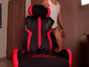 Chaturbate Sex Cam of aaronfox_