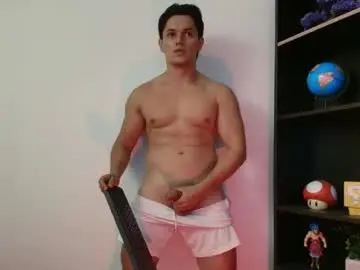 Chaturbate Watch Live Sex Cams of julian_wallace1